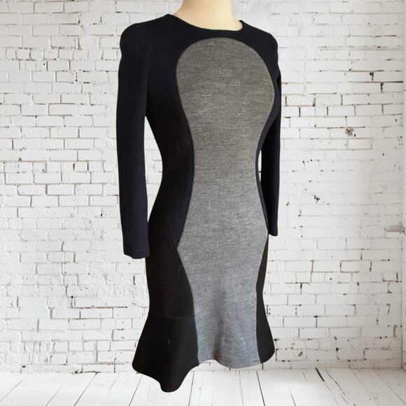 Aquilano Rimondi Italy Dress Black Gray Sz EU 40 Fits like a US 4 Long Sleeves - Picture 3 of 9
